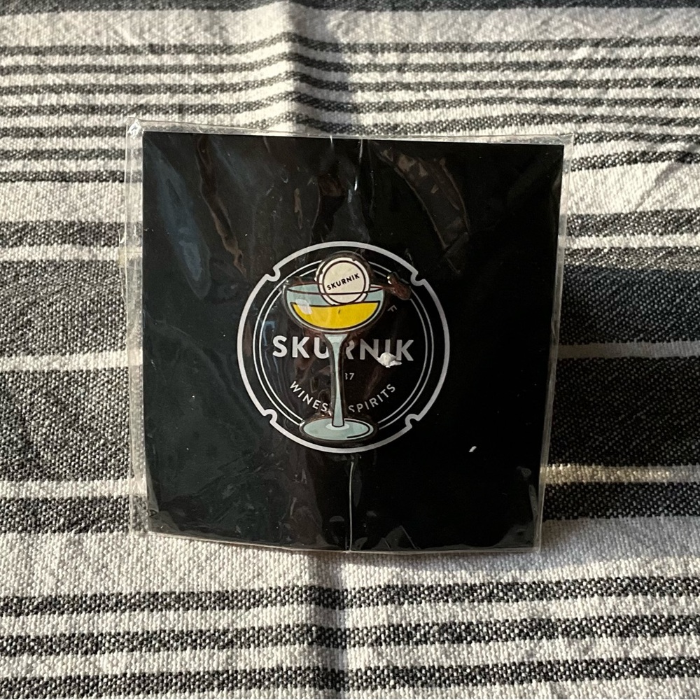 NOS Skurnik Wines & Spirits Trade NYC Importer Cocktail Enamel Lapel Pin